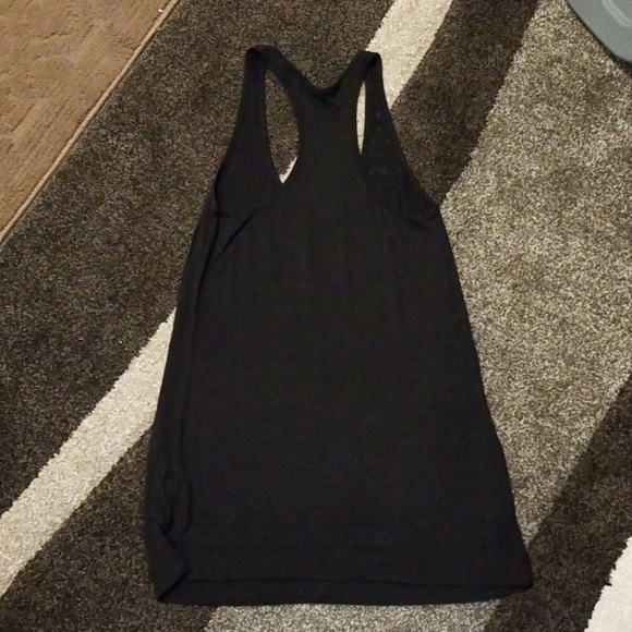 Nollie tank with studs - Picture 2 of 3